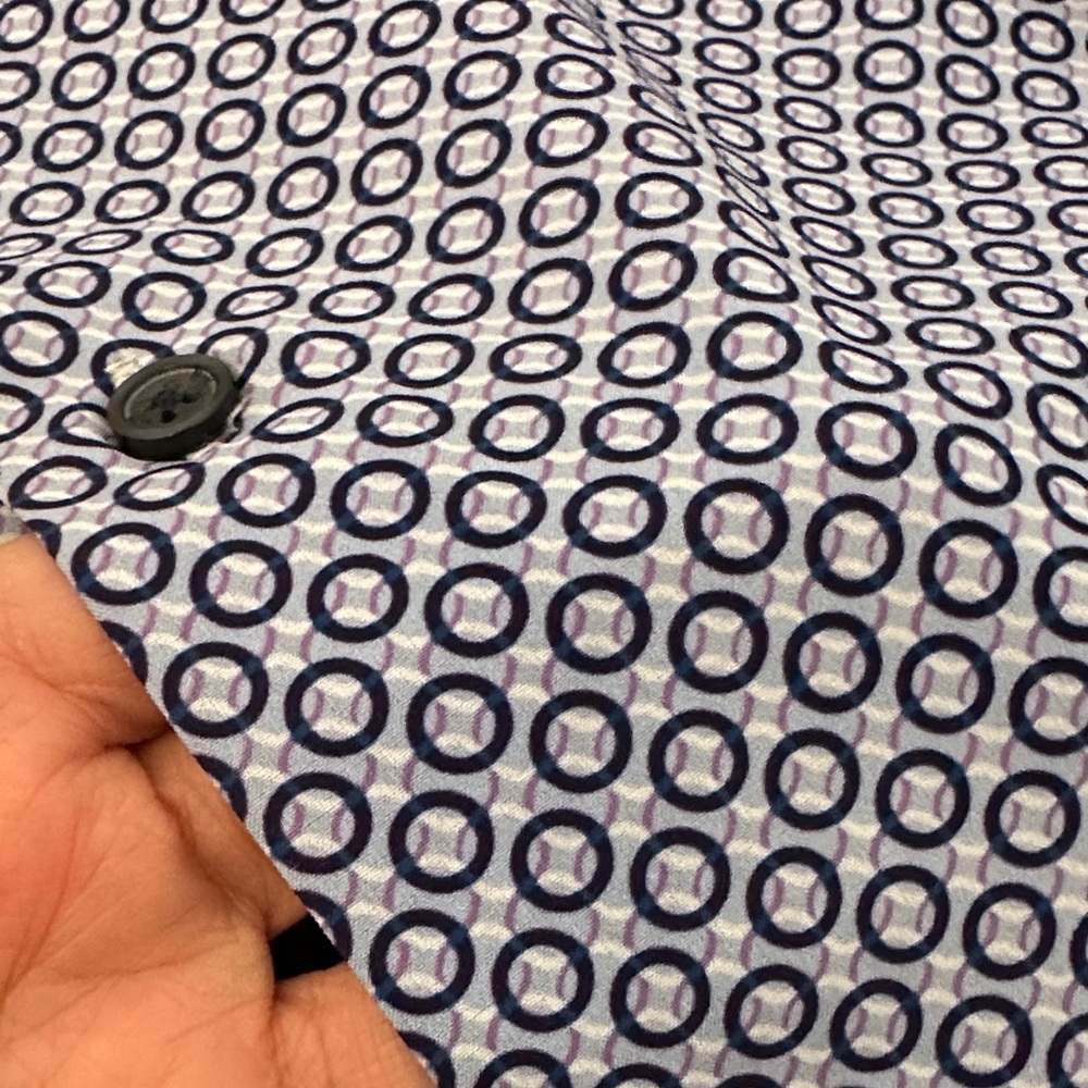 Stylish Navy Patterned Button-Down Shirt - image 7